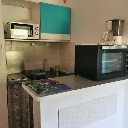 Studio Apartment Greoux-les-Bains